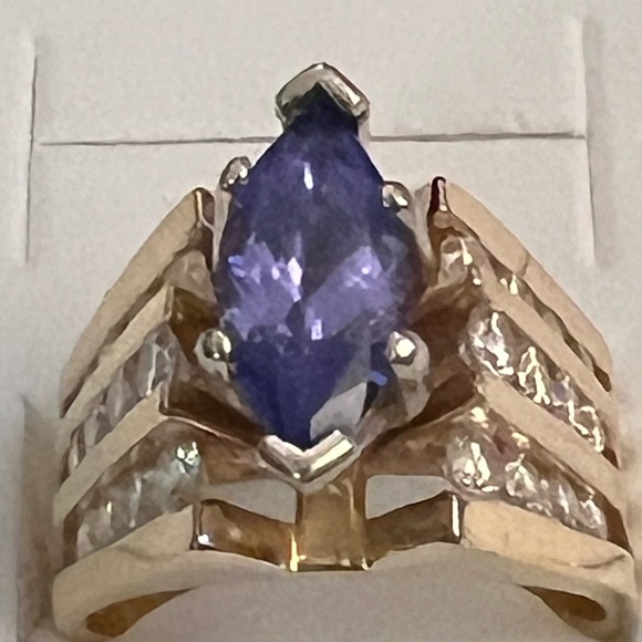 Tanzanite 1.5 ct Marquise and round .40 ct diamond  ring size 7.5 14k gold - Picture 7 of 13
